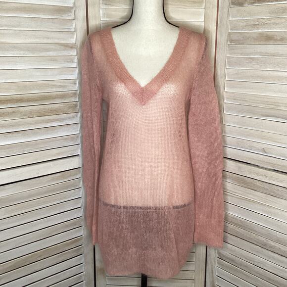 Anthropologie Charlie & Robin Savusavu Pink Mohair V Neck Tunic Sweater M - Picture 2 of 8